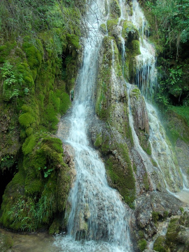 cascades Krushunski